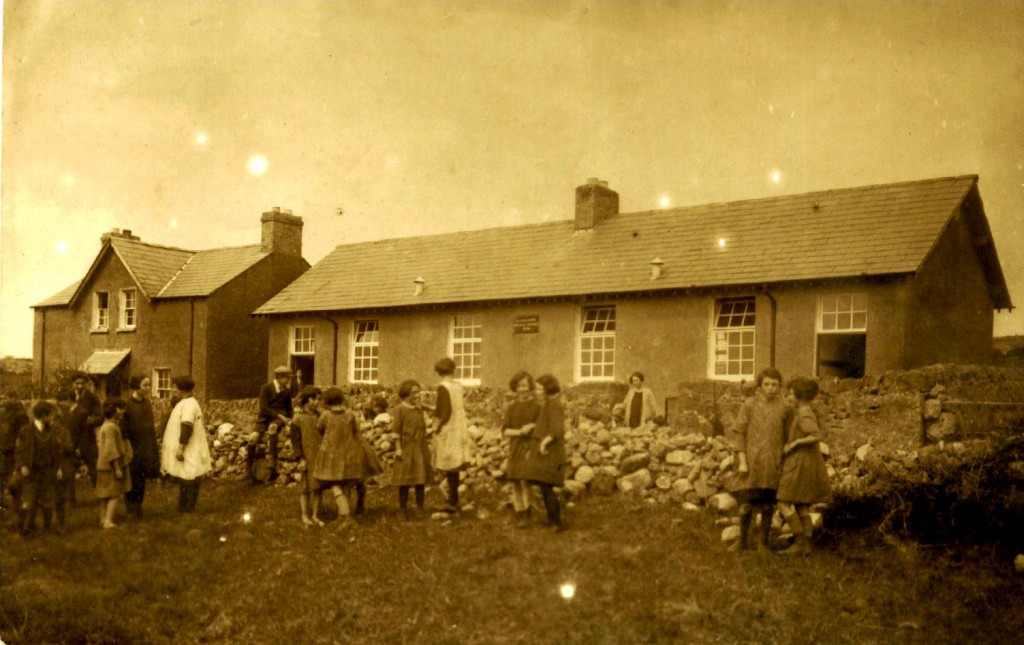 Kilmacowen Old School, Circa 1930